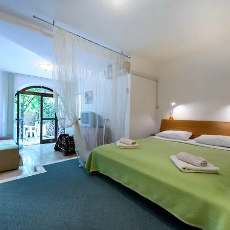 Vinki Villa